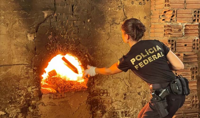 PF incinera 1,2 tonelada de drogas em Porto Velho