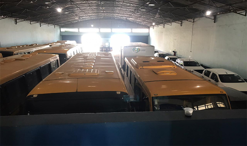 Transporte escolar de Ji-Paraná, em Rondônia, é alvo de operação da PF