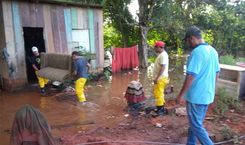 Enchente: Famílias são socorridas e recebem apoio em Ji-Paraná