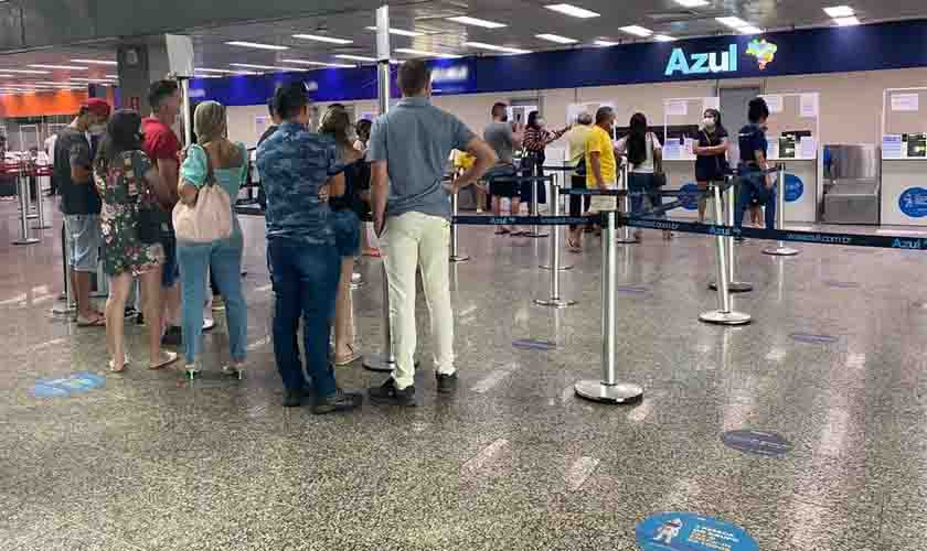Com tripulações atingidas pela covid, companhias aéreas cancelam voos, inclusive em Porto Velho