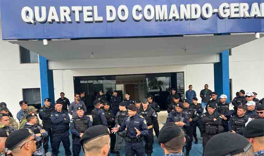 Polícia Militar realiza operação 'Aliança pela Vida, Moradia Segura II' no residencial Orgulho do Madeira com prisões e apreensões de armas e drogas 