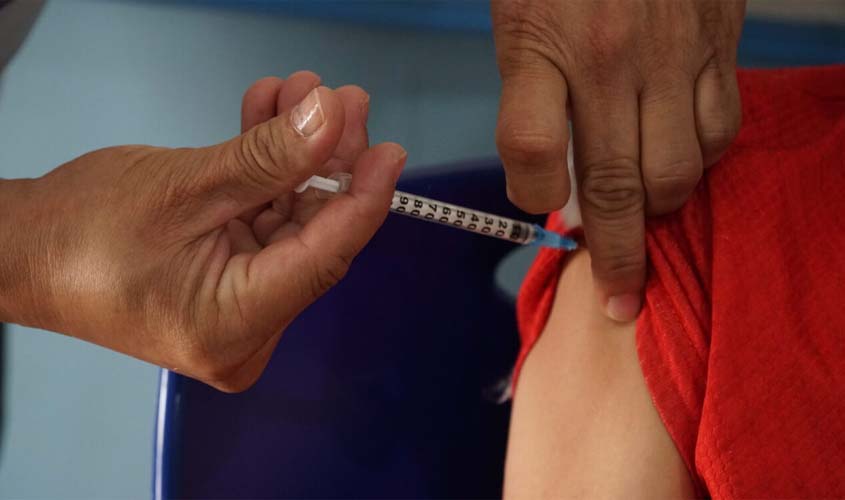 Governo de RO reforça atualização do cartão vacinal