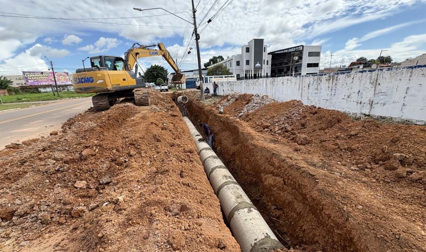Obra instala 166 manilhas e melhora drenagem em PVH