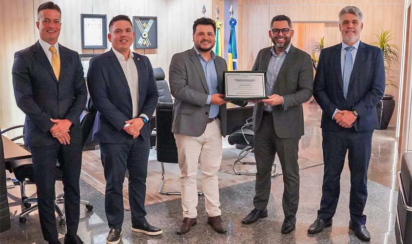 Presidente Marcelo Cruz recebe procuradores do estado de Rondônia