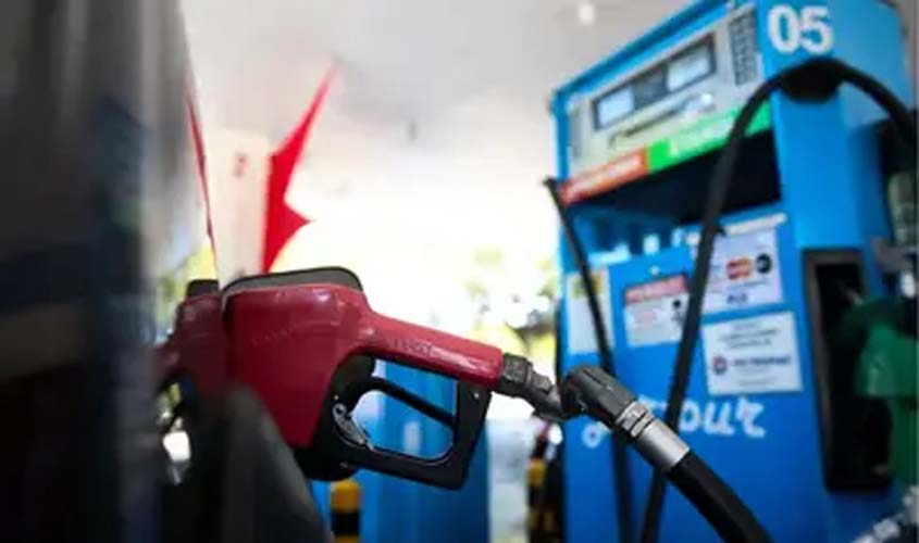 Petrobras aumenta preço do diesel em R$ 0,38