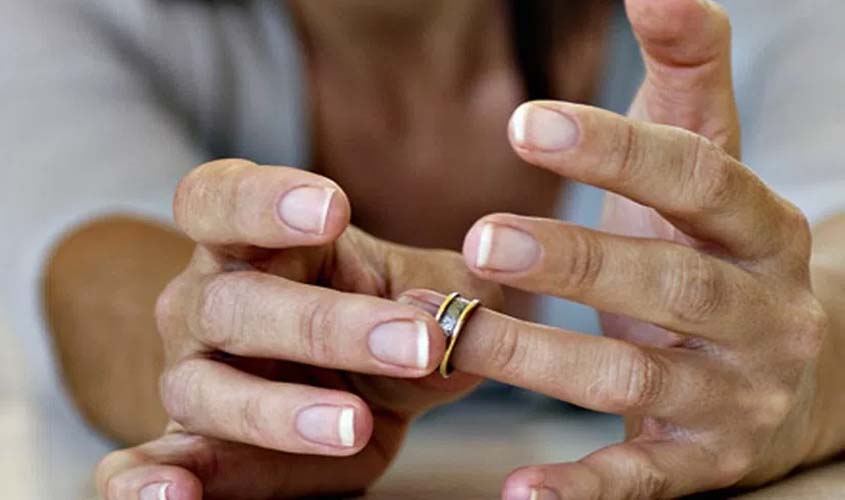 Após três anos em queda, divórcios sobem 2,5% no país