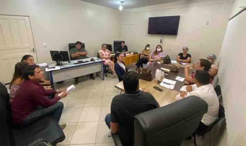 Sesau promove reunião com representantes da empresa contratada para fornecer alimentação ao Pronto-Socorro João Paulo ll