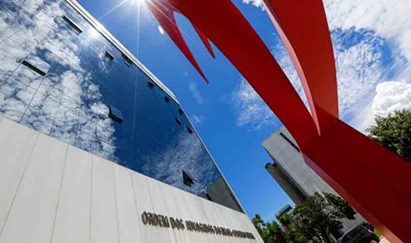 OAB Nacional lança Pix para destinar fundos à advocacia gaúcha