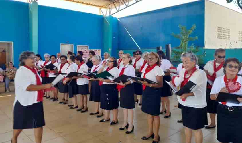 Centro de Convivência do Idoso de Porto Velho homenageia mães com apresentações especiais