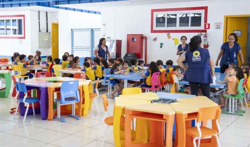 Semed convoca profissionais com inconsistências em contas e dados para regularização