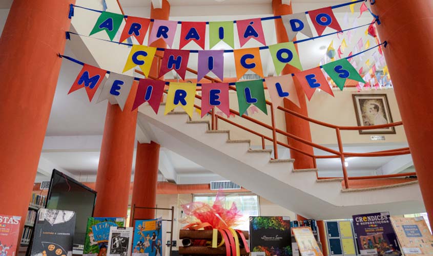 Biblioteca Municipal Francisco Meirelles ganha decoração especial durante os festejos juninos