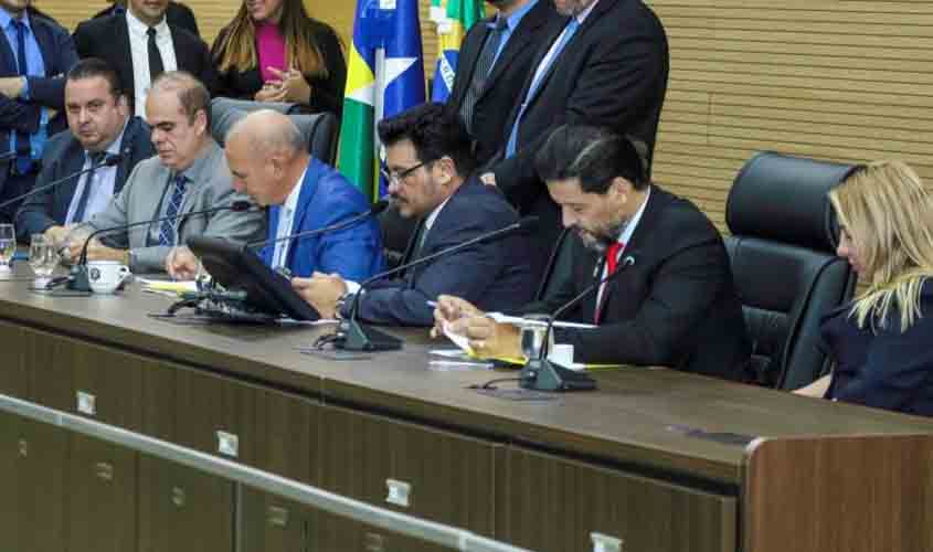 Deputados aprovam revisão anual dos servidores da Assembleia Legislativa