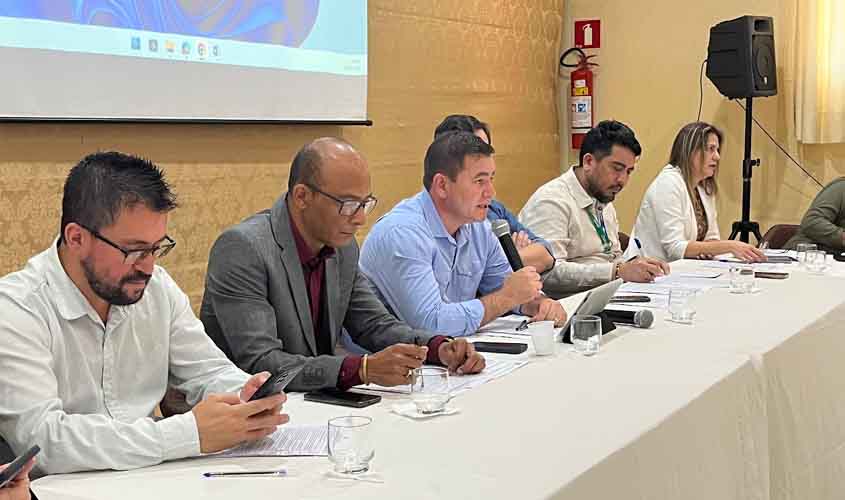 Gestores de saúde discutem fortalecimento do SUS em Rondônia durante reuniões técnicas em Porto Velho