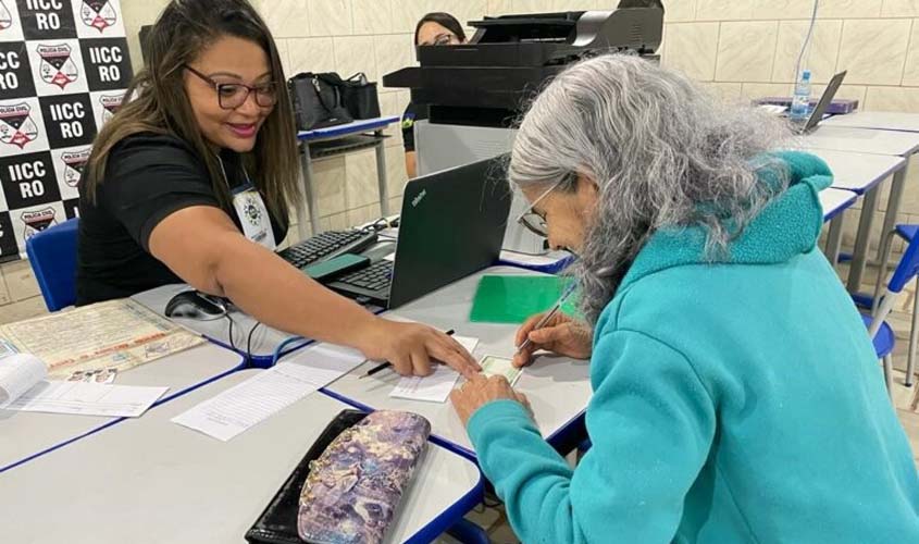 'Rondônia Cidadã' desce o rio Madeira para levar serviços essenciais aos moradores do distrito de São Carlos