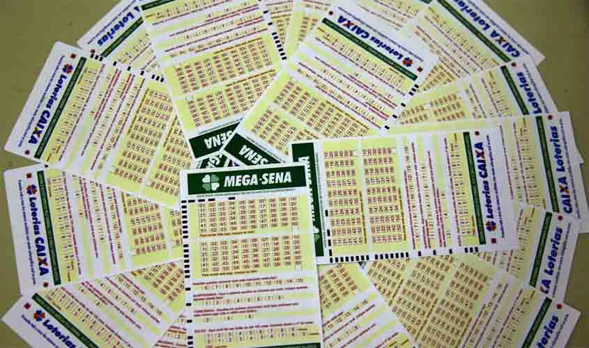 Mega-Sena sorteia neste sábado prêmio acumulado em R$ 55 milhões