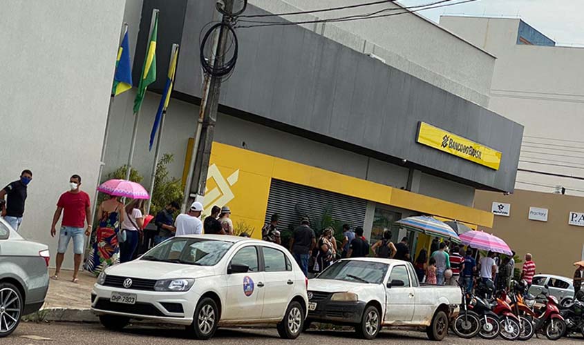 Reestruturações e falta de funcionários continuam gerando o caos nas agências do BB em Rondônia