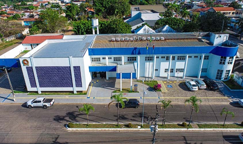 MP pede redução de comissionados na Câmara de Ji-Paraná