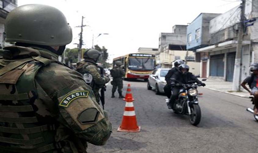 PM troca tiros com militares e morre na Baixada Fluminense