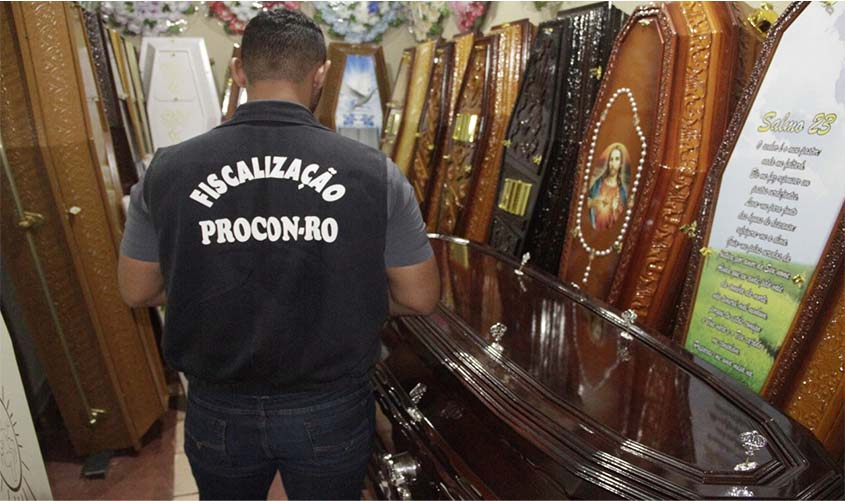 Procon fiscaliza farmácias e lojas funerárias de Porto Velho