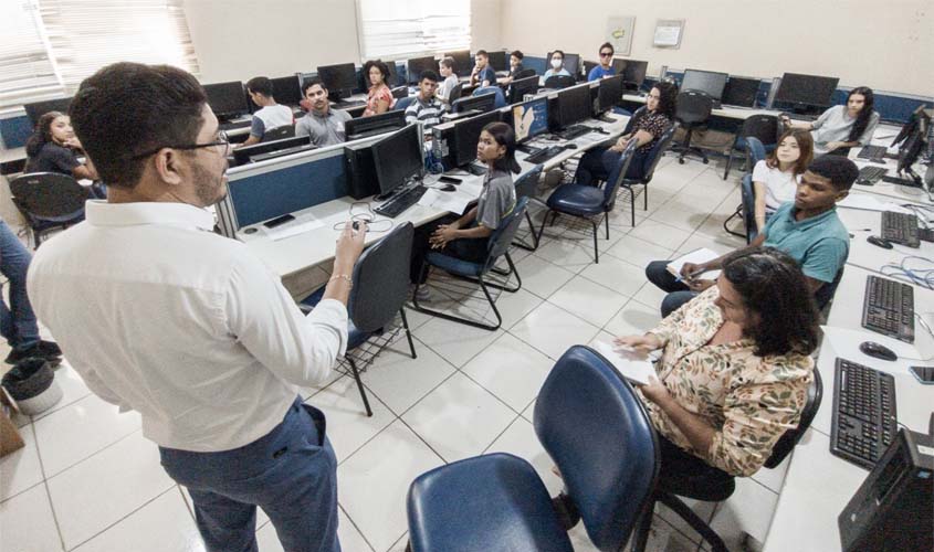 Aberta oficina de Informática Básica na Escola do Legislativo