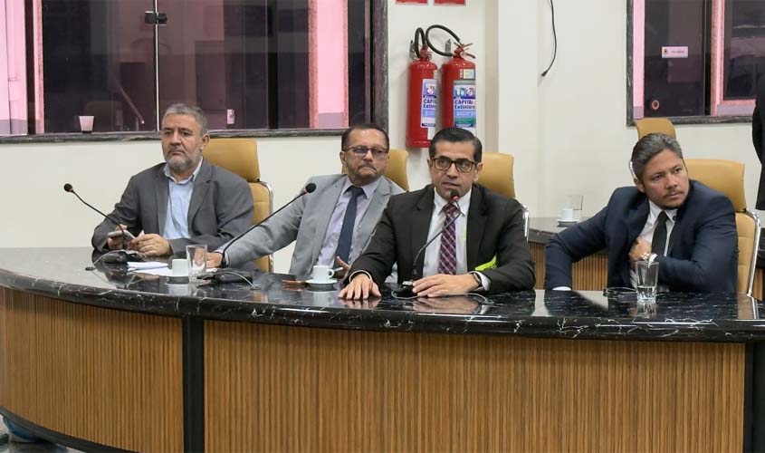 Risco de fechamento do Aeroporto Jorge Teixeira