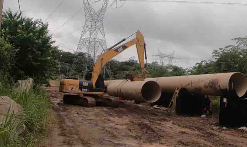 Retomada das obras de instalação da nova adutora de 1.400 mm vai regularizar abastecimento de água em Porto Velho