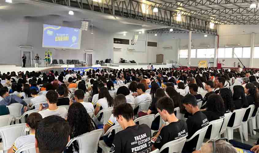 Governo de RO impulsiona desempenho educacional com projeto Trilhando Rumo ao Enem