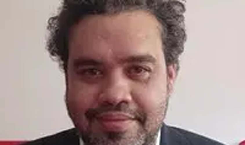 Flávio se consolida como obstáculo ao centro