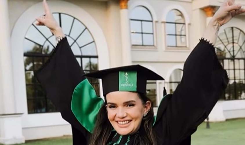 Iasmine Tossatti: da formação à prática médica