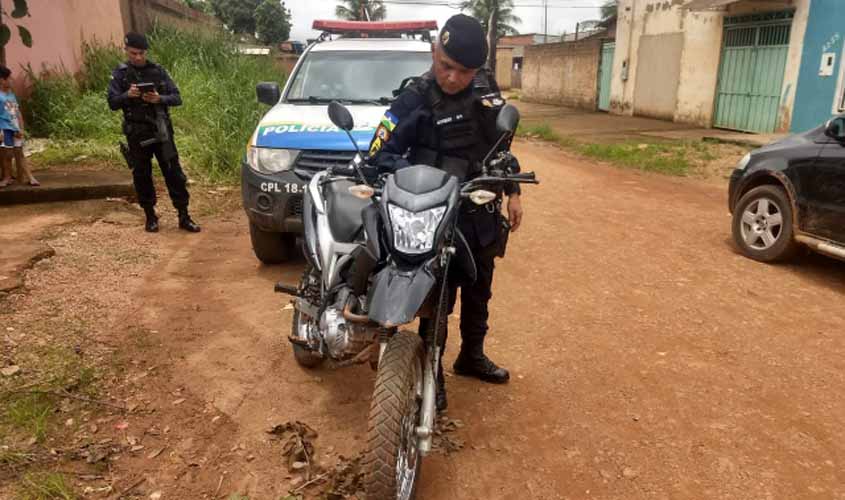 PM recupera moto roubada e apreende droga na zona Leste de Porto Velho