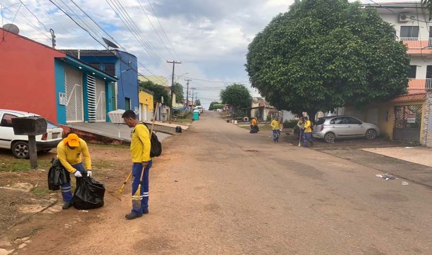 Mutirões de limpeza seguem sendo realizados após apresentações dos blocos carnavalescos