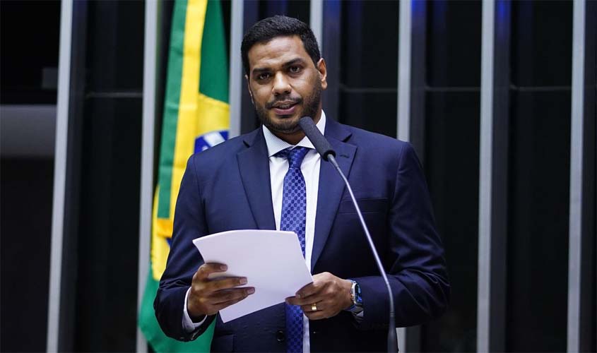 Ex-deputado federal por Roraima toma posse como ministro do TCU