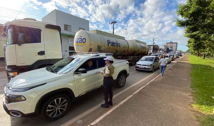 DNIT anuncia fluxo controlado de carretas na Jorge Teixeira durante horário de pico