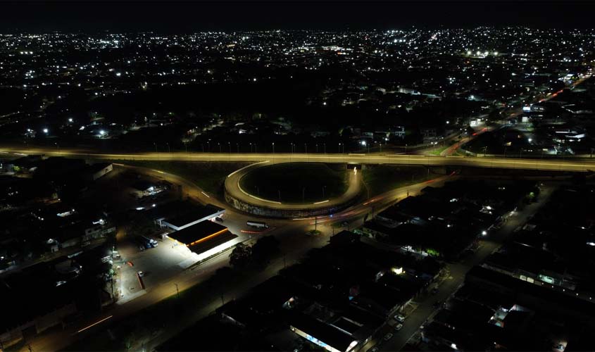 Furto de cabos compromete iluminação na capital
