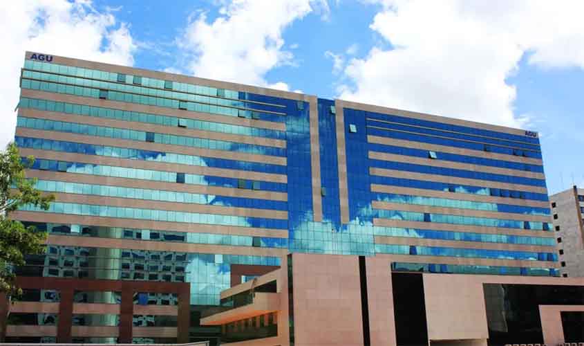 Plataformas retiram postagens falsas após serem acionadas pela AGU