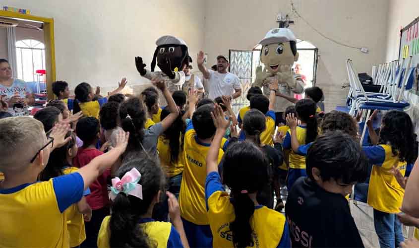 Semtran leva conscientização sobre o trânsito a alunos da rede municipal