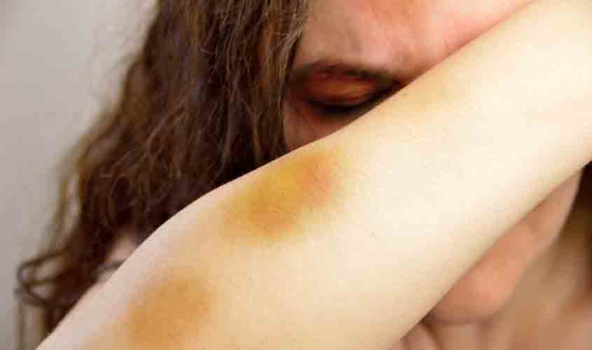 Nova lei dá prioridade para atendimento a vítimas de violência doméstica 