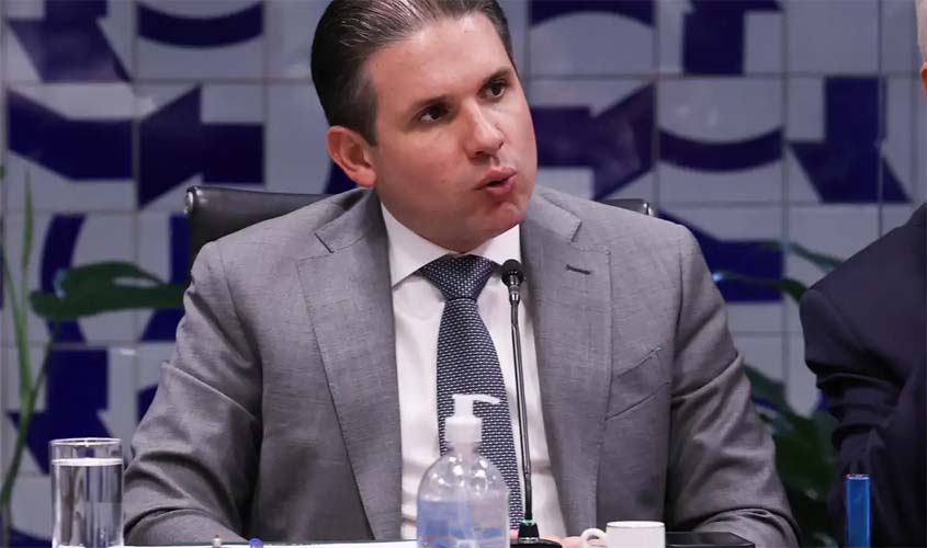 Motta convoca líderes para votar fim da escala 6x1