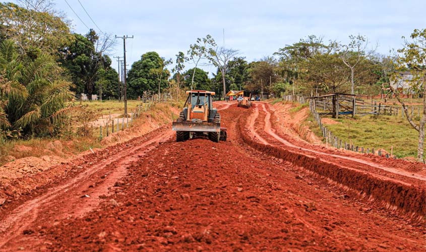 Base pronta para a pavimentação da Linha Itapirema Já na próxima semana a via deve receber imprimação