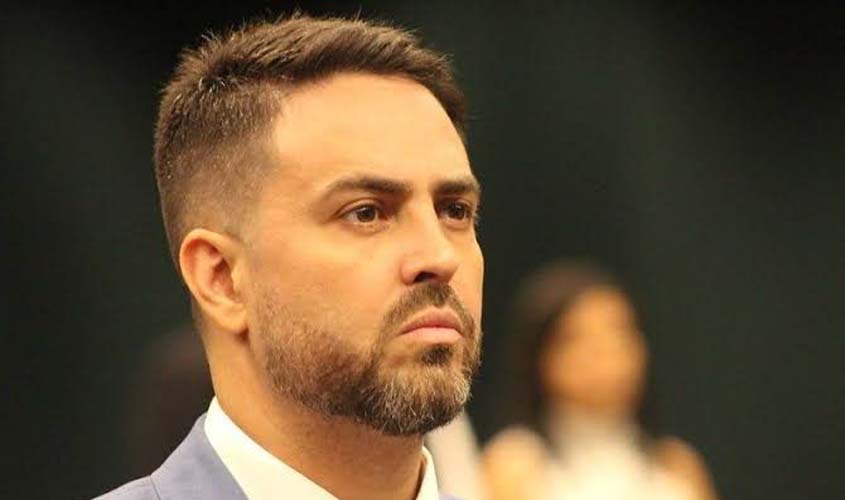 Nova derrota de Léo Moraes na Justiça Eleitoral, que rejeita acusação do candidato contra  Mariana Carvalho e Hildon Chaves