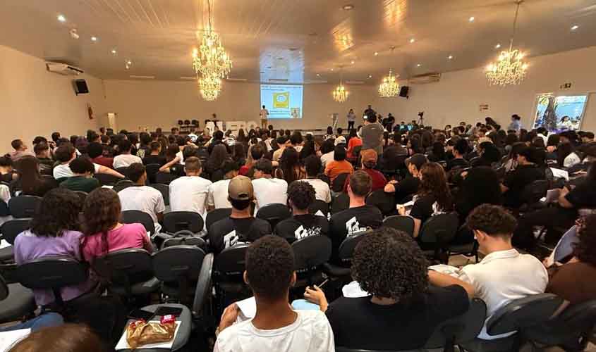 Construindo sonhos: preparatório para o Enem da Assembleia reúne centenas de estudantes em Vilhena
