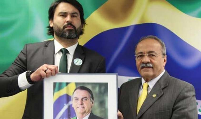 Léo Índio, sobrinho de Bolsonaro, é assessor do senador Chico Rodrigues, encontrado com dinheiro na cueca