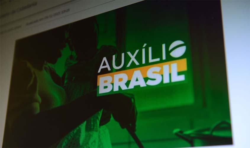 Caixa paga Auxílio Brasil a beneficiários de NIS de final 4