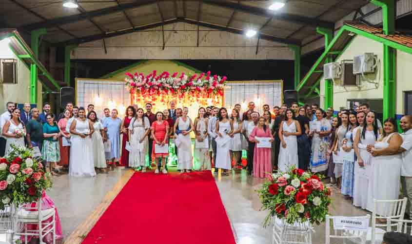 Mais de 60 casais participam de casamento comunitário em Rolim de Moura e Alto Alegre dos Parecis