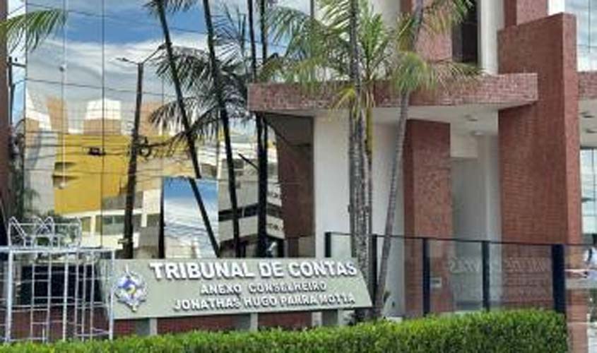 TCE mantém suspensão de repasses para obras em escolas de Rondônia