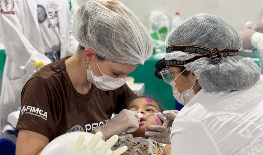 Acadêmicos da FIMCA fazem 2.700 atendimentos 