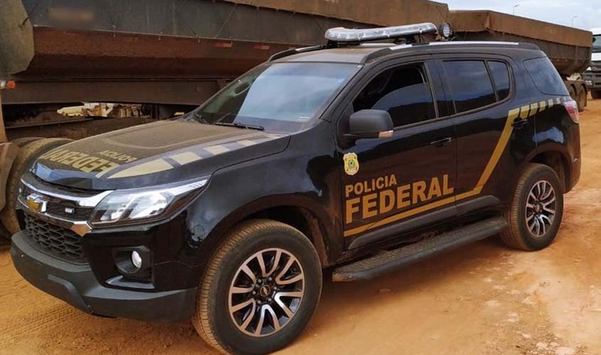 PF apreende 380 litros de gasolina em Guajará-Mirim