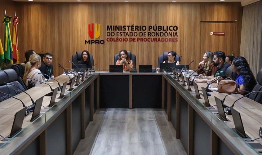 MPRO, DPU e DPE debatem busca ativa de órfãos do feminicídio