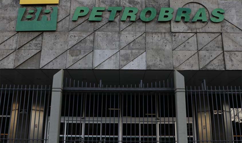 Governo indica novos candidatos para conselhos da Petrobras