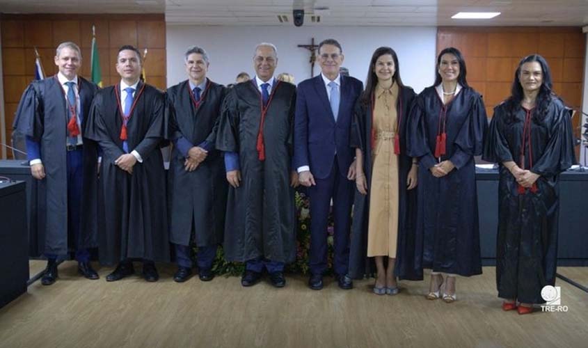 Despedida na Corte e homenagem ao TJRO marcam sessão no TRE-RO